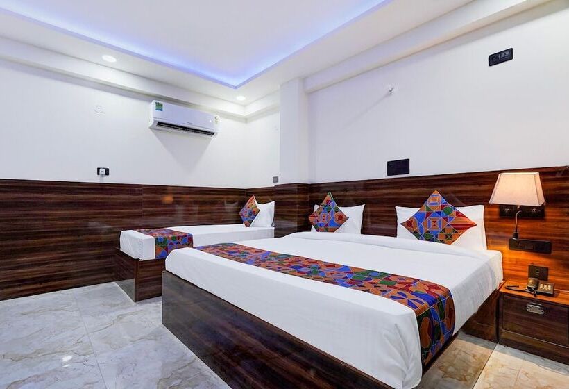 ホテル Fabexpress Miss Too