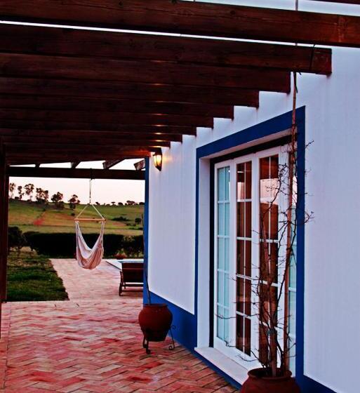 בית מלון כפרי O Monte Do Alhinho Turismo Rural