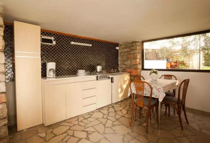 ホテル Villaggio Albergo Casa E Lago