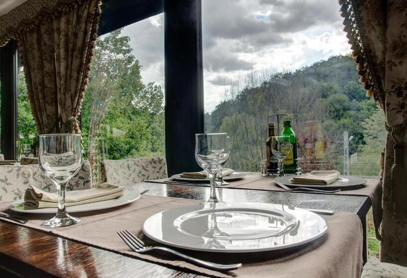 Pensiune Restaurant Tara Luanei