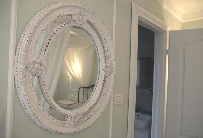 Pensiune Restaurant Tara Luanei