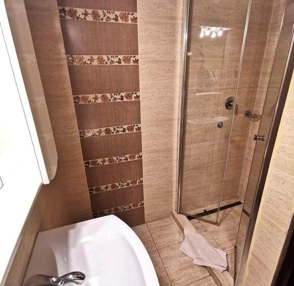 Pensiunea Dumbrăvița