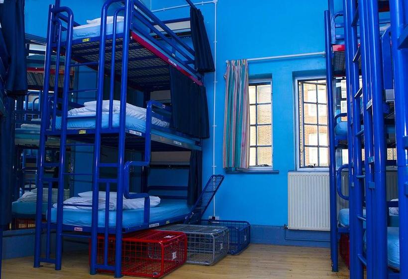 London Backpackers Youth Hostel 18   35 Years Old Only