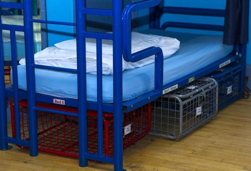 London Backpackers Youth Hostel 18   35 Years Old Only