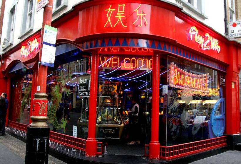 London Backpackers Youth Hostel 18   35 Years Old Only