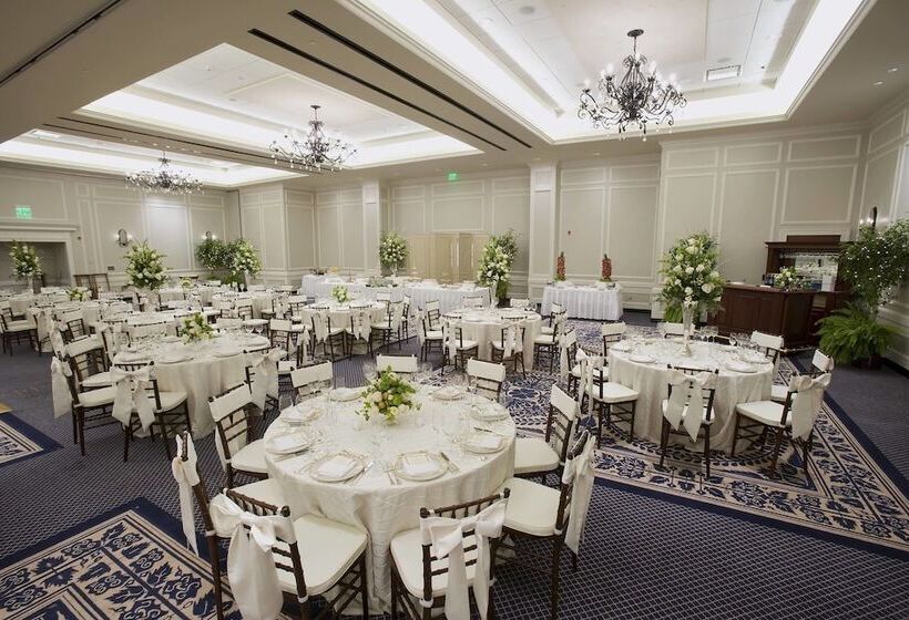 فندق Williamsburg Lodge, Autograph Collection