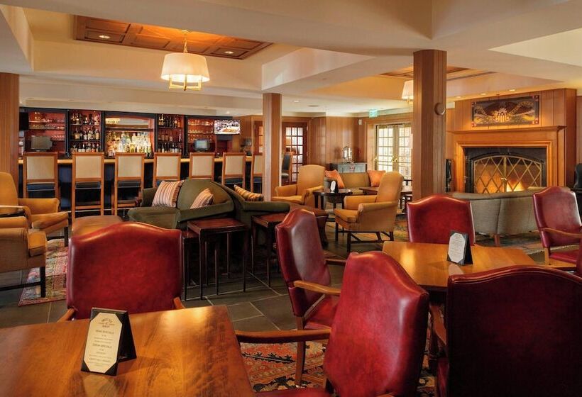 فندق Williamsburg Lodge, Autograph Collection