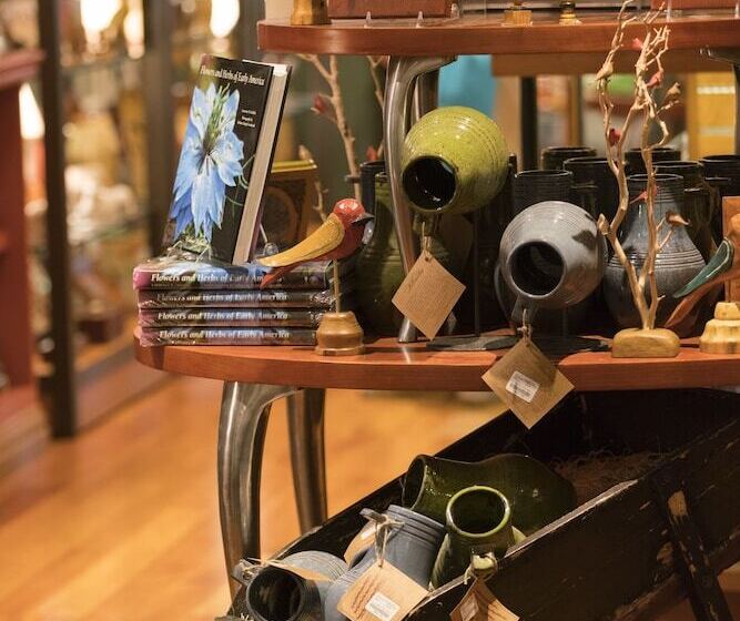 فندق Williamsburg Lodge, Autograph Collection