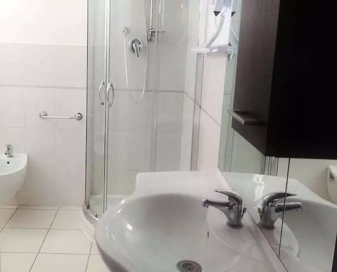 هتل Albachiara Inn