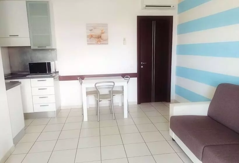 هتل Albachiara Inn