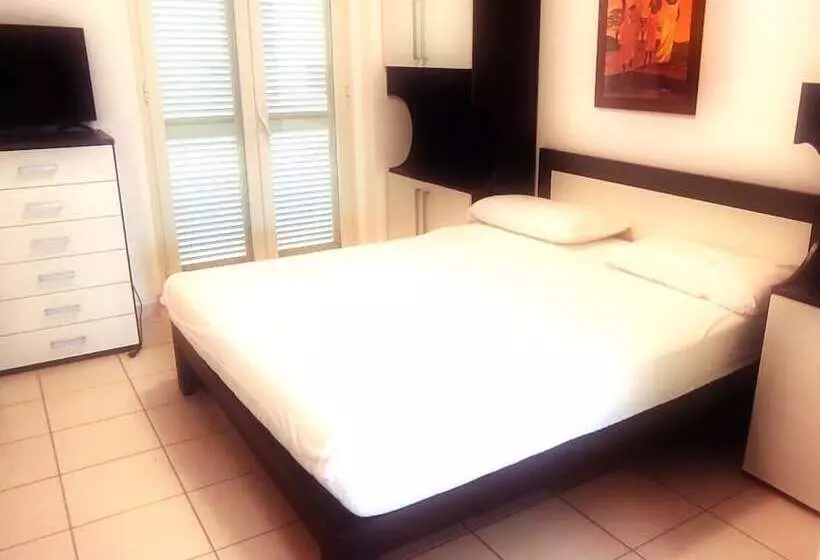 هتل Albachiara Inn