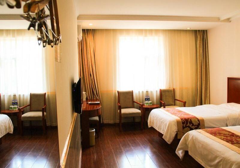 Отель Greentree Inn Beijing Daxing Caiyu Fuyuan Road Express