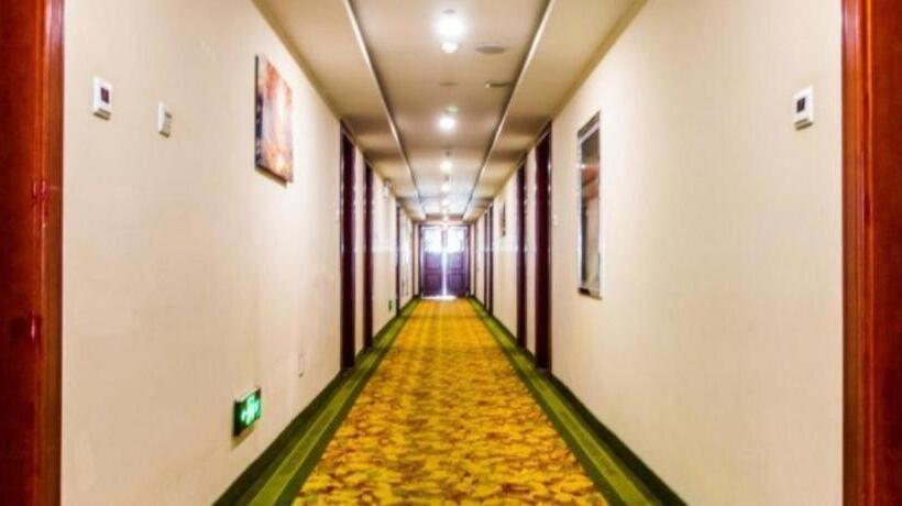 Otel Greentree Inn Dingzhou Railway Station Business