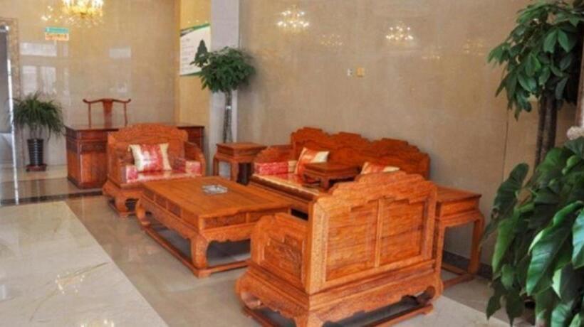 Otel Greentree Inn Dingzhou Railway Station Business