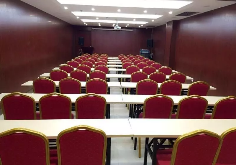 Hotelli Greentree Inn Jiangsu Xuzhou Food Town International Exhibition And Convention Center Business