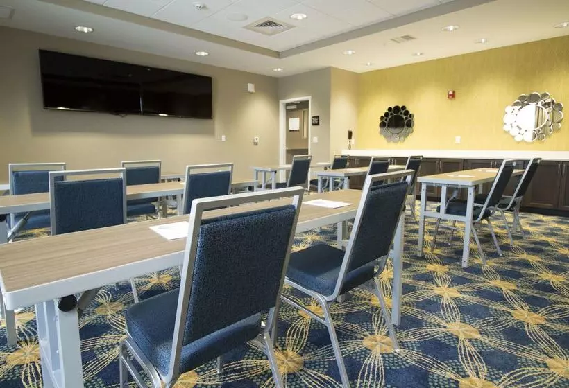 Hotelli Hampton Inn Decatur Mt. Zion