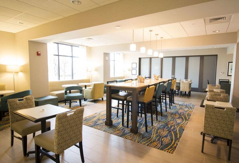 Отель Hampton Inn Decatur Mt. Zion