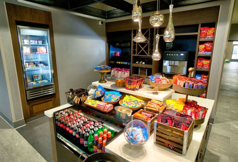 Отель Hilton Garden Inn Santa Barbara/goleta