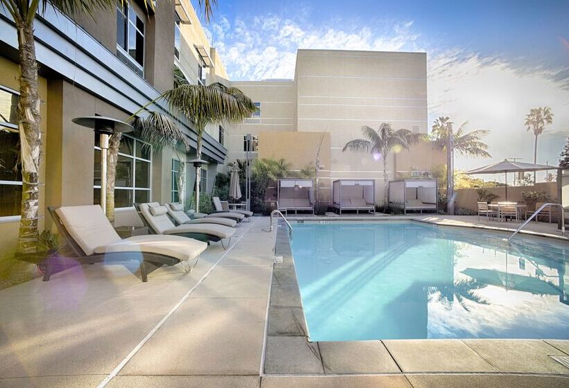 Отель Hilton Garden Inn Santa Barbara/goleta