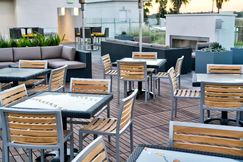 Отель Hilton Garden Inn Santa Barbara/goleta