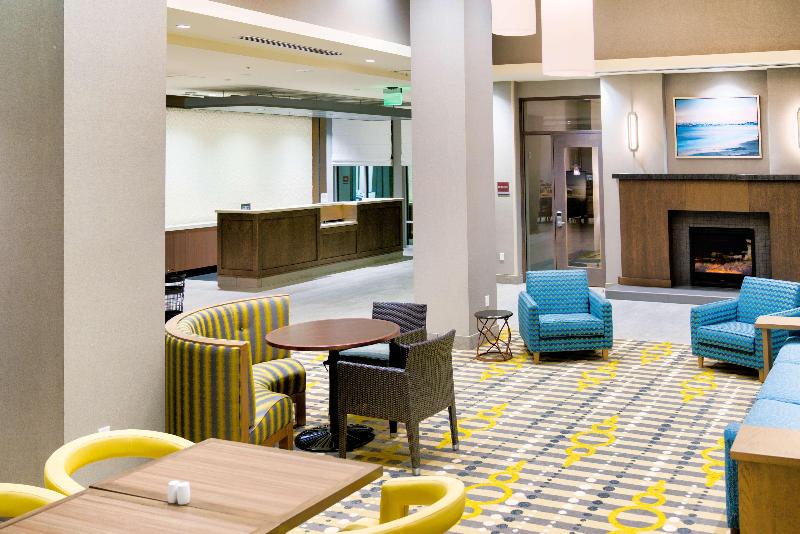 Отель Hilton Garden Inn Santa Barbara/goleta