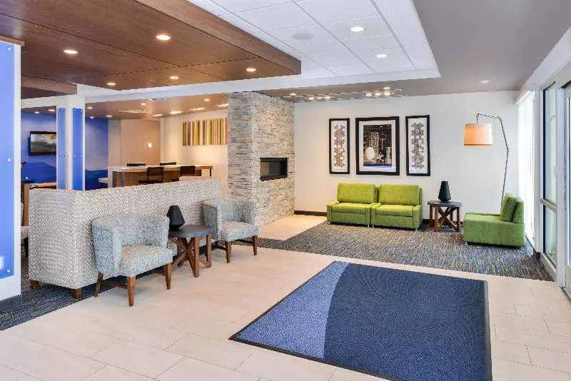 ホテル Holiday Inn Express & Suites   Ogallala, An Ihg