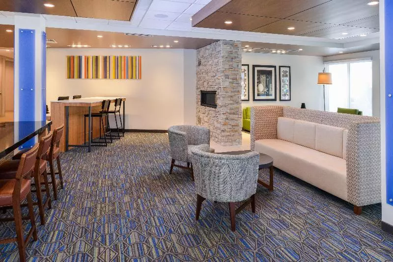 ホテル Holiday Inn Express & Suites   Ogallala, An Ihg