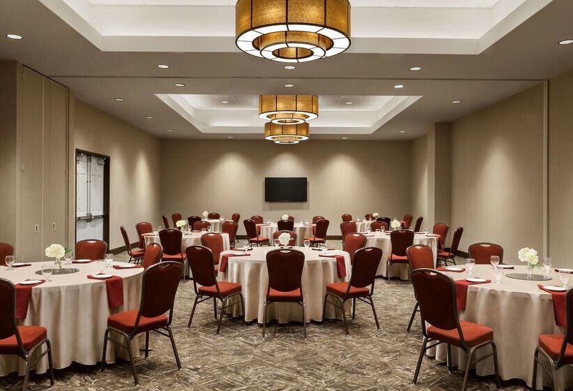 هتل Homewood Suites By Hilton Charlotte/southpark