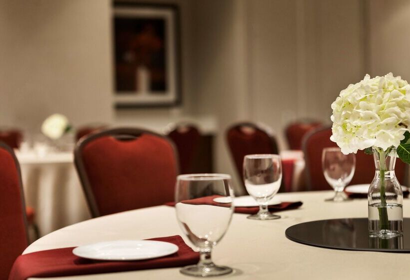 هتل Homewood Suites By Hilton Charlotte/southpark