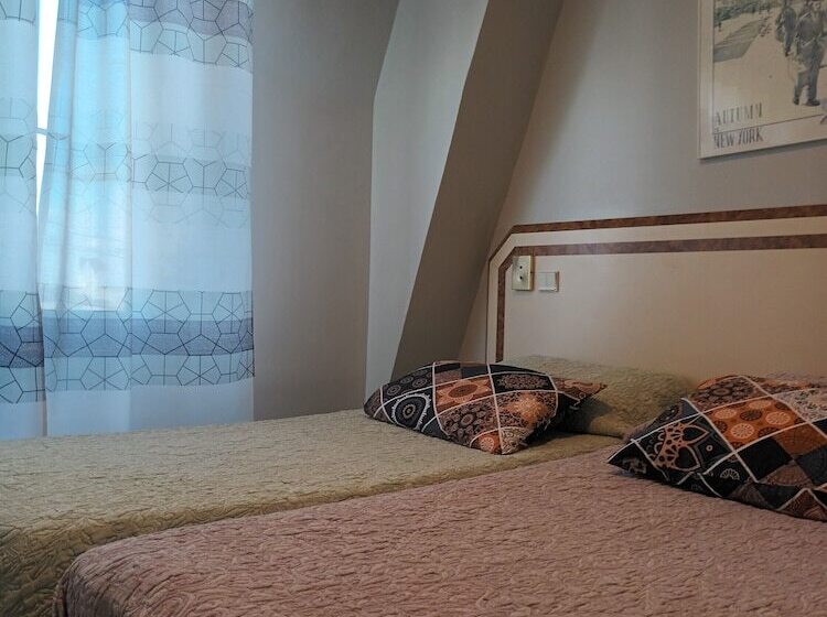 Hotel Hôtel Azur Montmartre