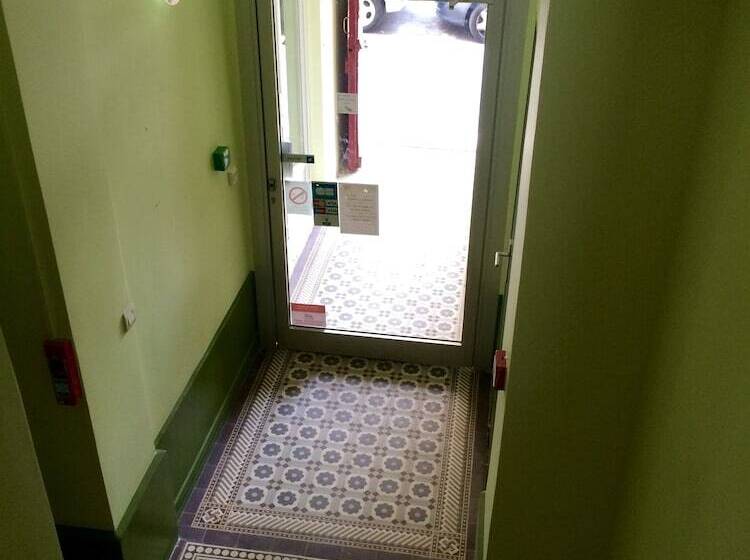 Hotel Hôtel Azur Montmartre