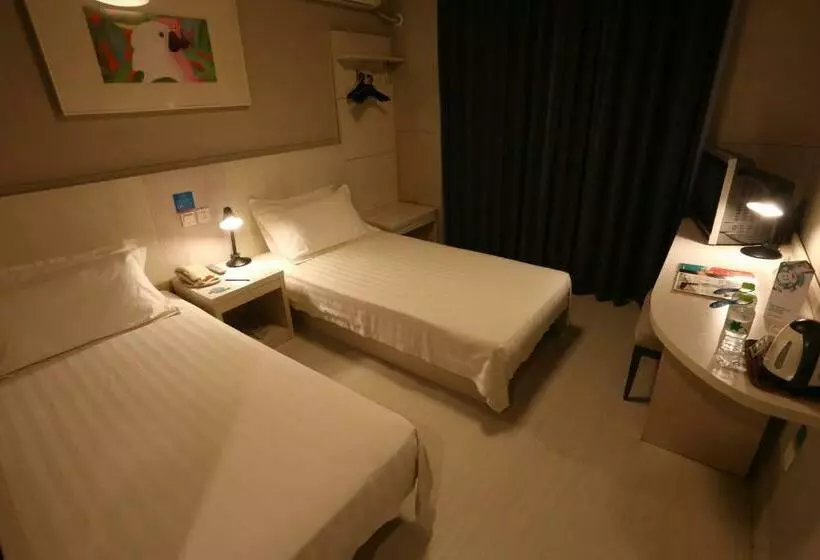 Hotelli Jinjiang Inn Baotou Aerding Street