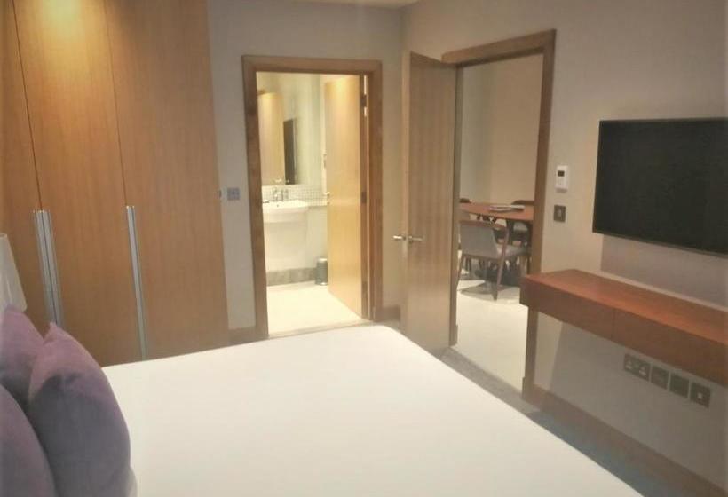 هتل Sanctum International Serviced Apartments Belsize