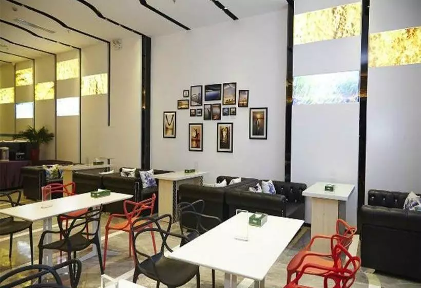 Lavande Hotel Guangzhou Longdong Metro Station Branch