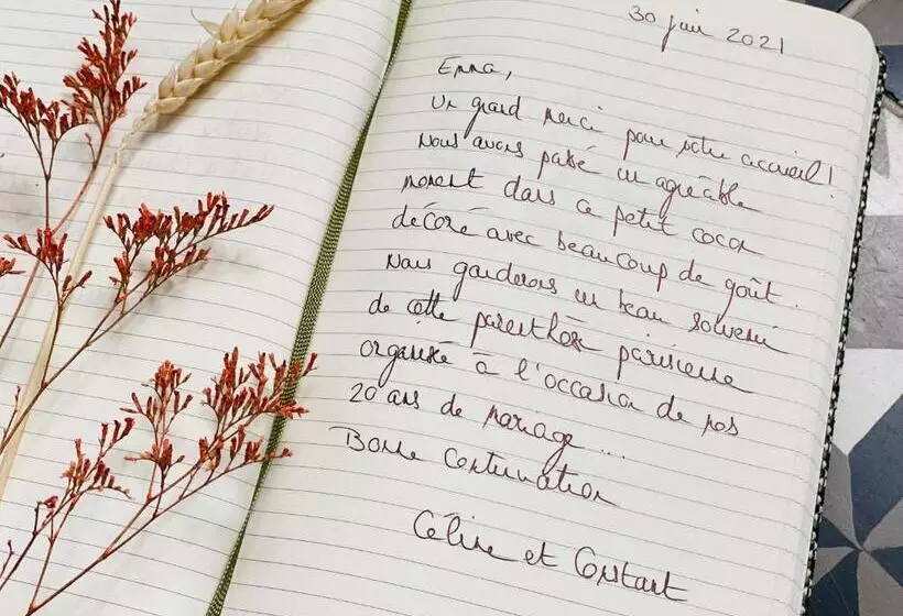 Montmartre Romantic, Bed & Breakfast   Paris