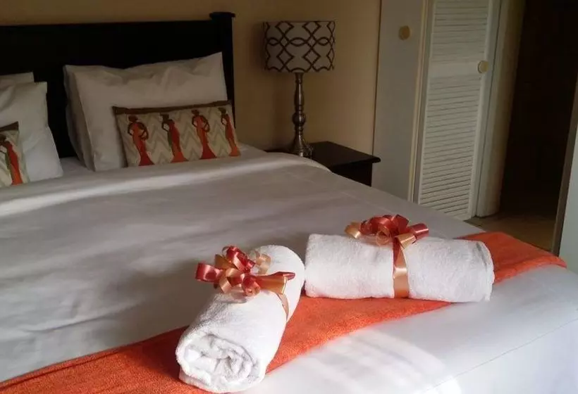 تختخواب و صبحانه Sollunaa Guesthouse