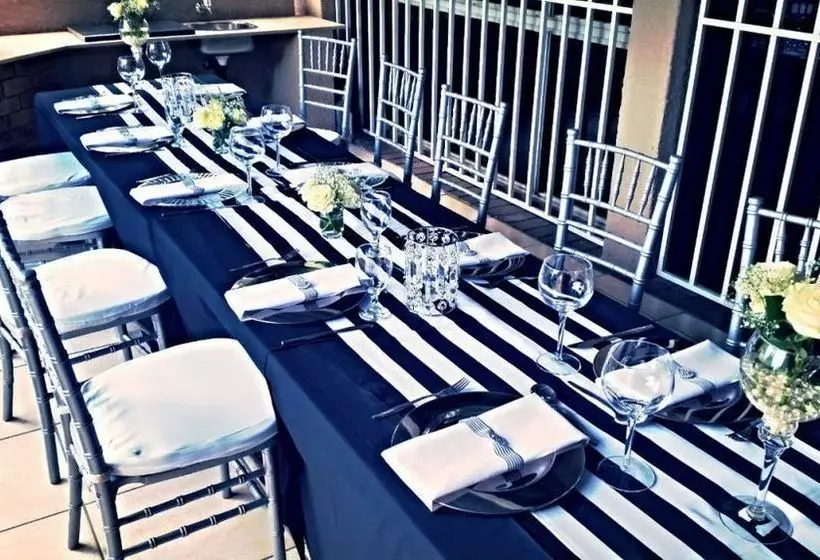 تختخواب و صبحانه Sollunaa Guesthouse