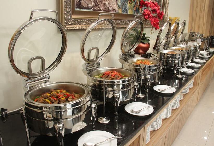 Atrium Premiere Hotel Cilacap