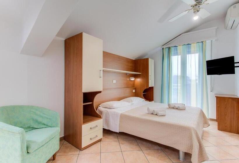 בית מלון כפרי Cimarosa