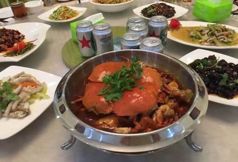 בית מלון כפרי Jian Guo Grand