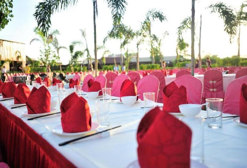 בית מלון כפרי Jian Guo Grand