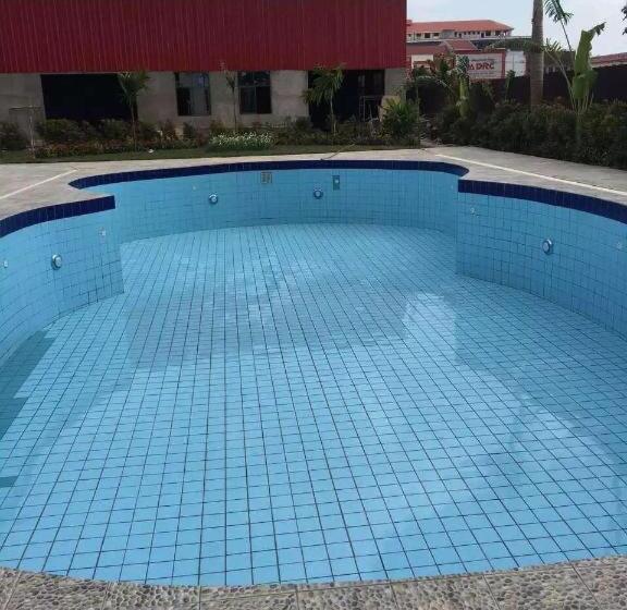 בית מלון כפרי Jian Guo Grand