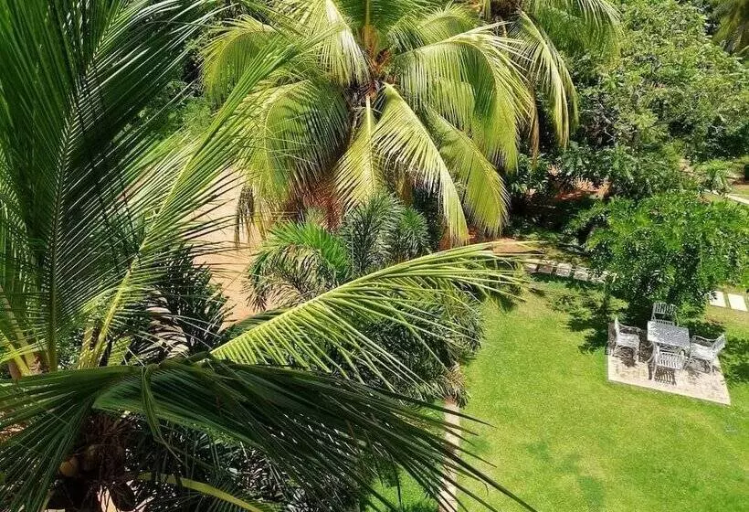 هتل Rajarata Lodge
