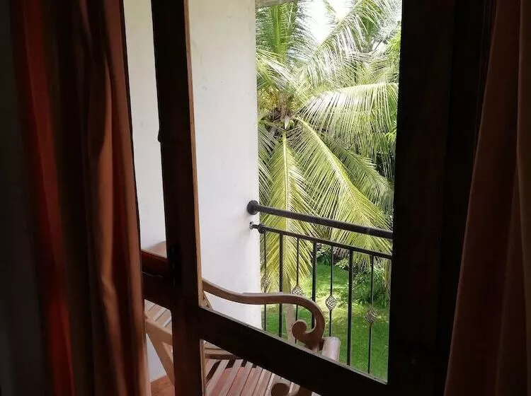 هتل Rajarata Lodge