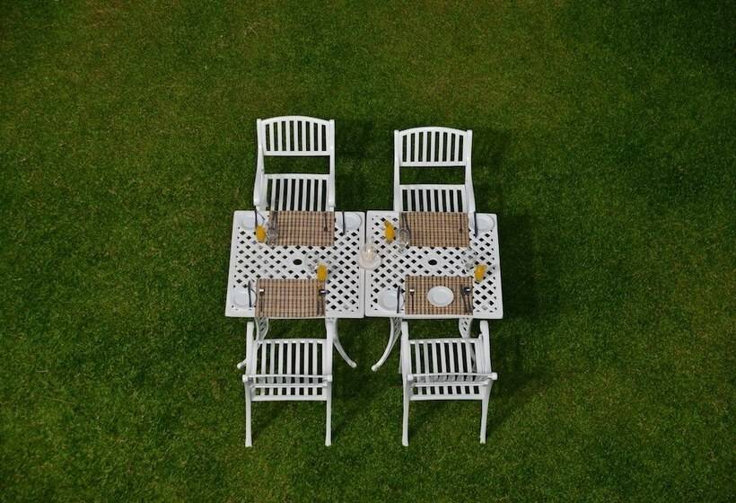 Szálloda Rajarata Lodge