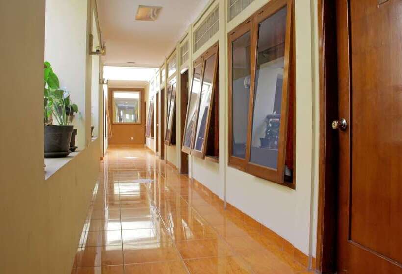 فندق Reddoorz @ Lodaya