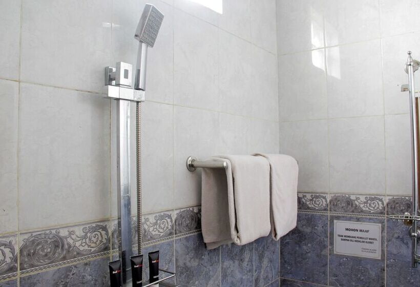 فندق Reddoorz @ Lodaya