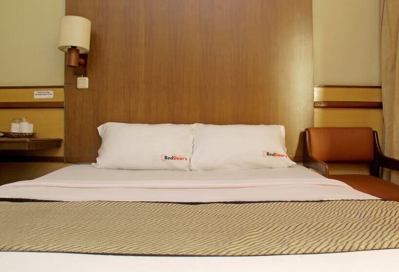 فندق Reddoorz @ Lodaya