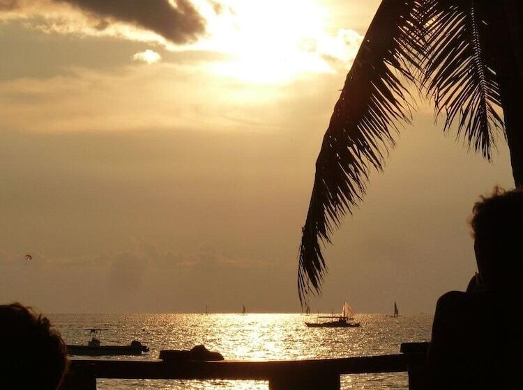 ホテル Sundown Beach Studios