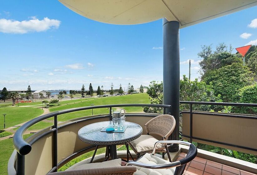 Newcastle Short Stay Apartments   Flagstaff Apartments